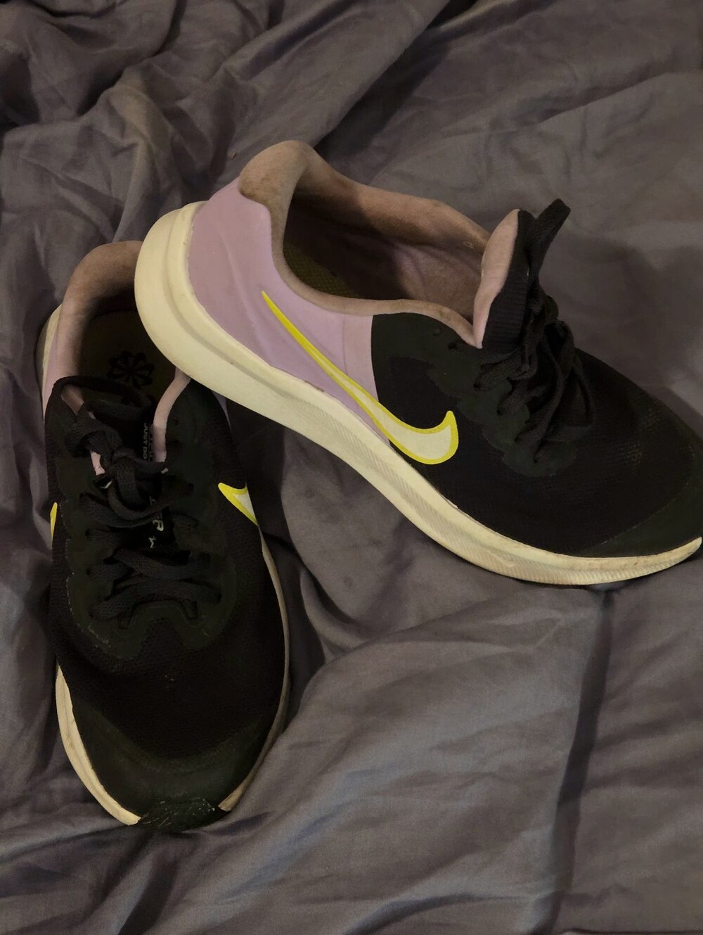 Nike Women’s Black, Light Purple & Yellow Running Sneakers (Trainers)